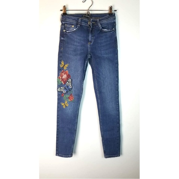 Zara Denim - Zara TRF Size 2 Floral Embroidery Jeans